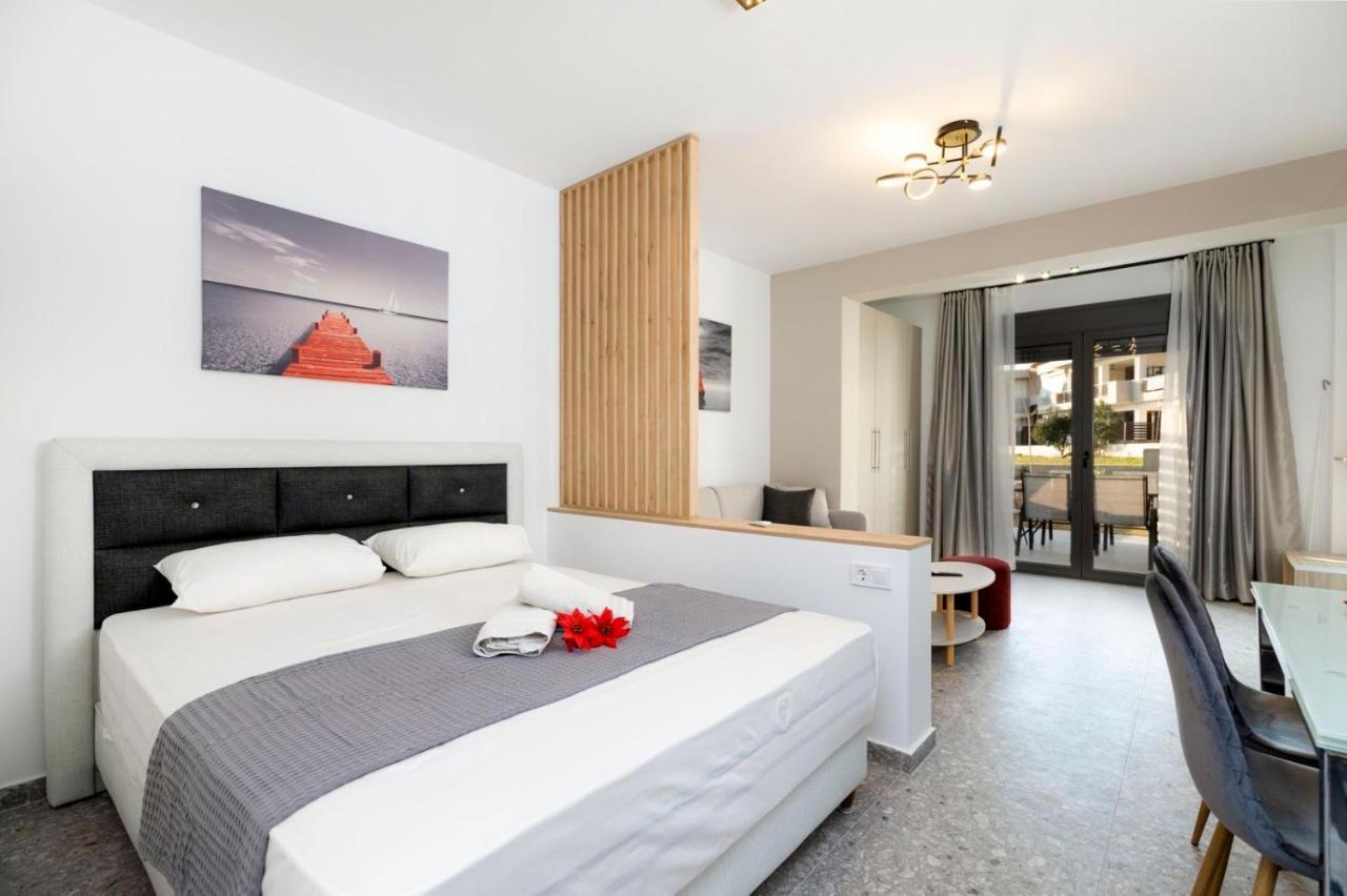 Twinstars Superior Apartment Gerakini Bagian luar foto